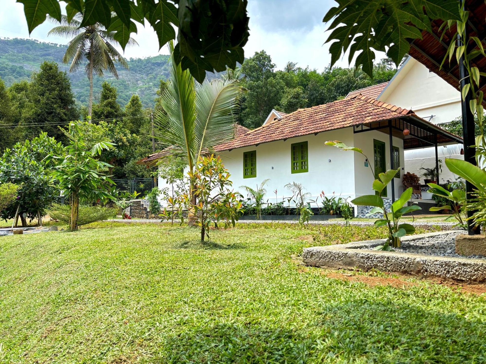 Calm Shack - 2 Bedroom-Boutique Farm Stay Munnar Zewnętrze zdjęcie